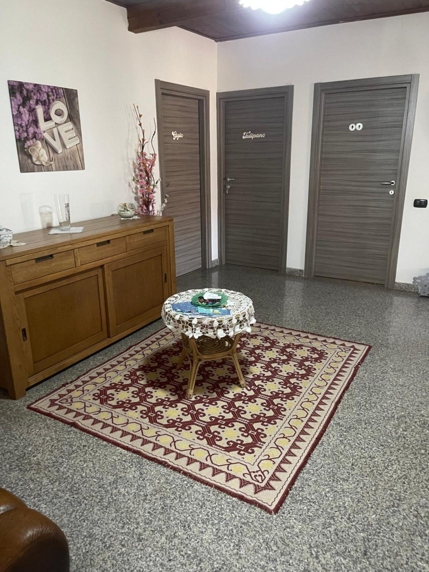 Samugheo B&B Da Antonella المظهر الخارجي الصورة